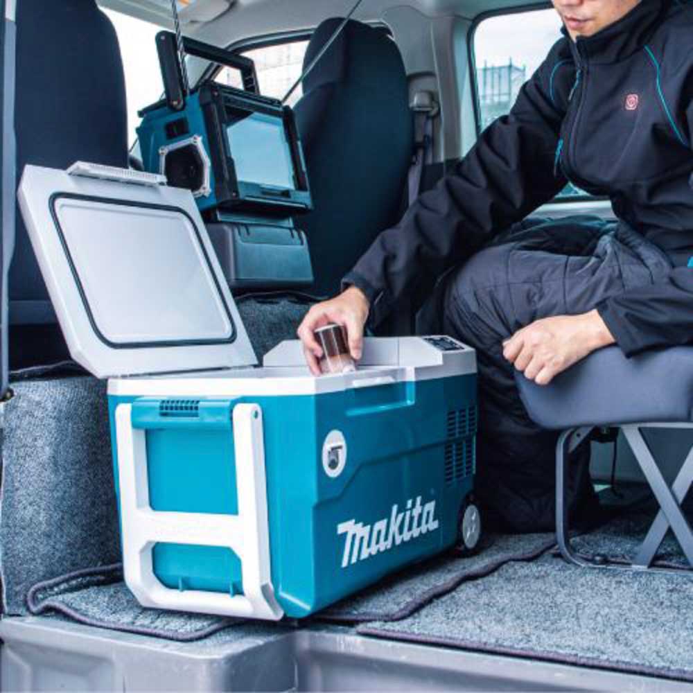 MAKITA 充電式保温冷庫　CW180DZ 本体