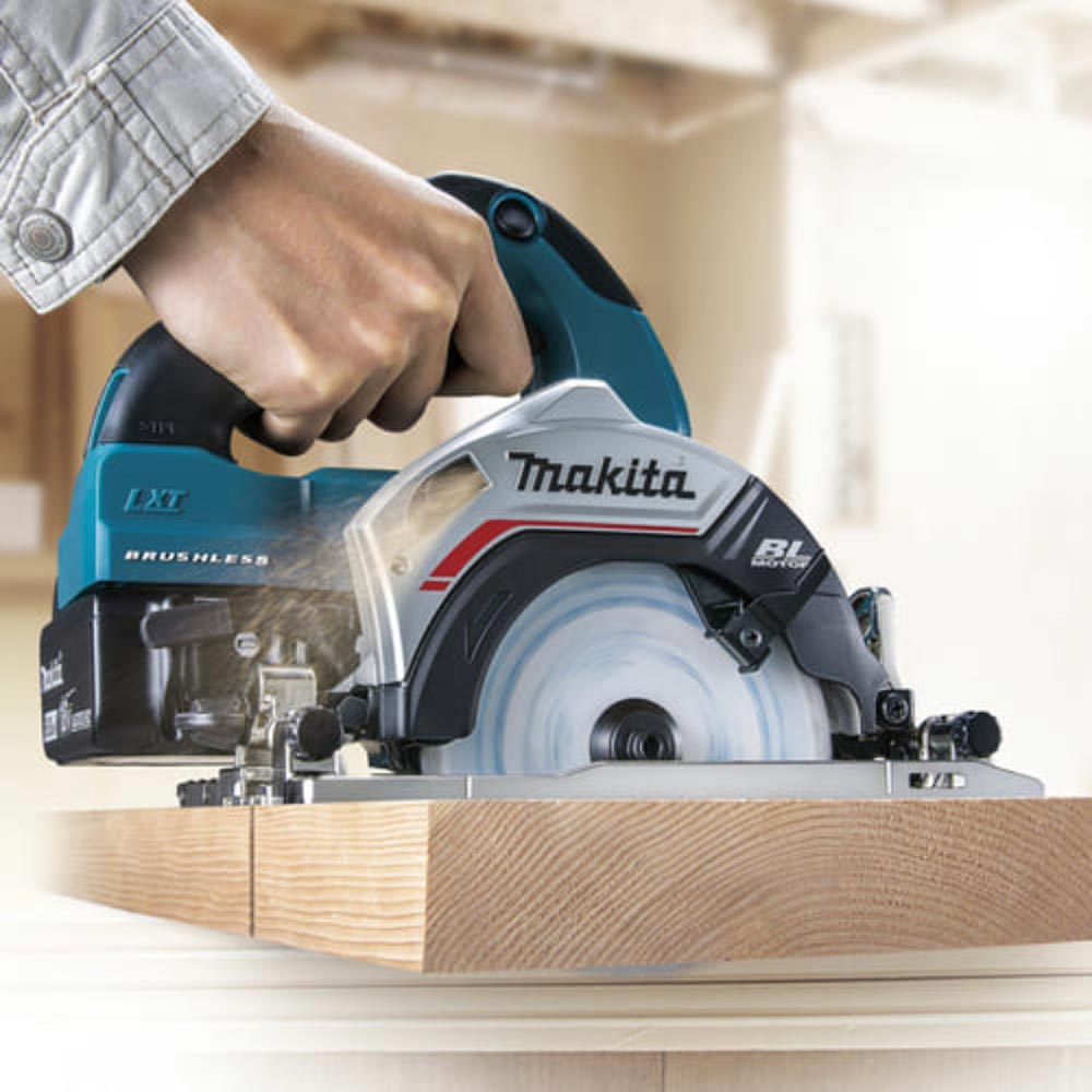 Makita - マキタ18v充電式丸ノコ HS631D バッテリー 中古の+inforsante.fr